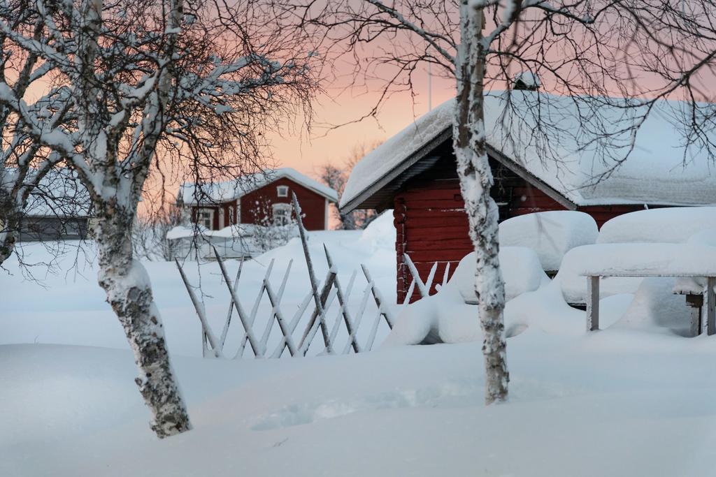 Aurora Estate Hotel Yllasjarvi Exterior photo
